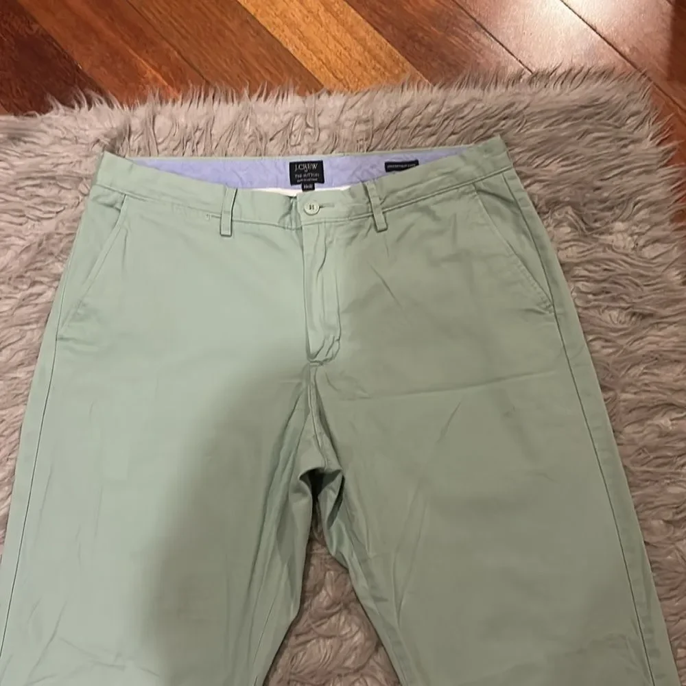 Jcrew the Sutton‎ summer weight chino men’s light green pants
